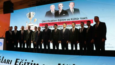 Bursa’da Ülkü Ocakları Eğitim ve Kültür Vakfı’ndan bilgi yarışması