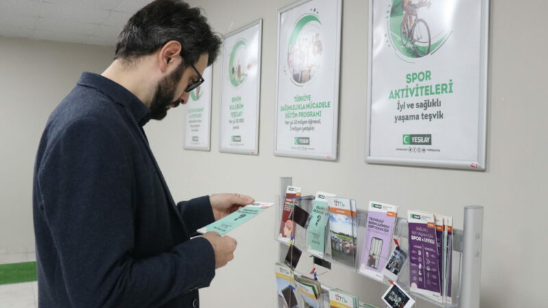 Türkiye sigara tüketiminde alarm veriyor Yeşilay Bilim Kurulu Üyesi Dr. Abdullah Uçar, "(Tütün tüketimi) Türkiye