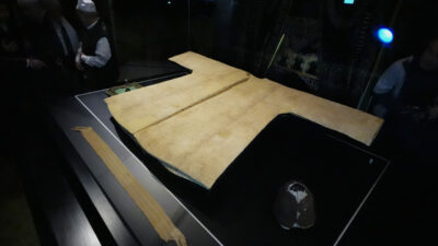 Hırka-i Şerif İstanbul’da ziyarete açıldı