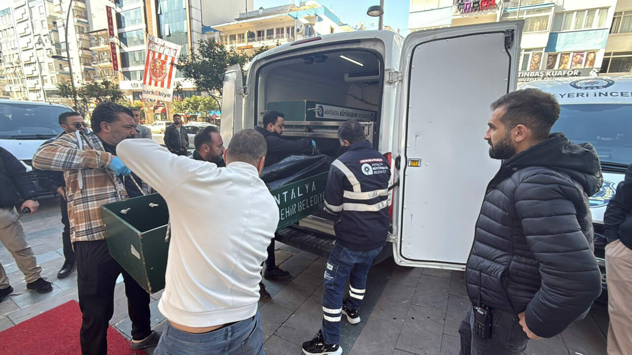 Alacak tartışması cinayetle bitti