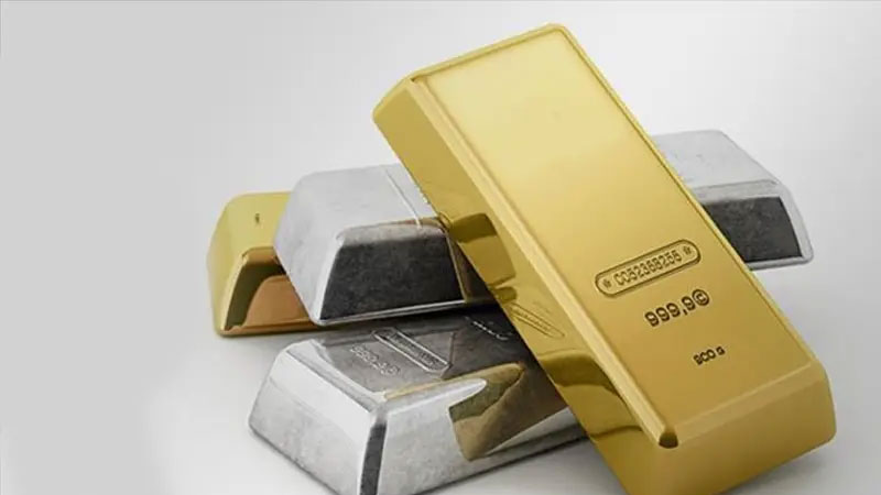 Altın ve gümüş kayıplarını telafi ediyor