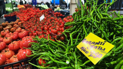 Antalya’daki sel Bursa’yı vurdu! Fiyatlar cep yakıyor