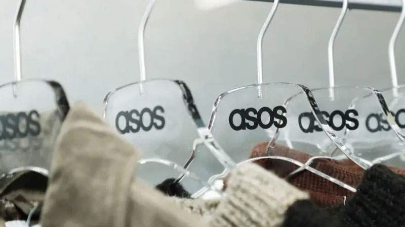 Moda devi 17’nci kattan düşerek öldü Moda devi 17’nci kattan düşerek öldü