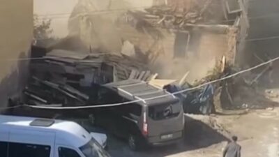 Bursa Gemlik ilçesinde bina çöktü