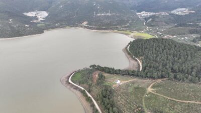 Bursa’nın yaz aylarında kuruyan göleti bu hale geldi!