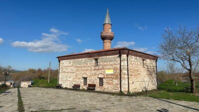 Bursa’nın 625 yıllık camisi su tehdidi altında