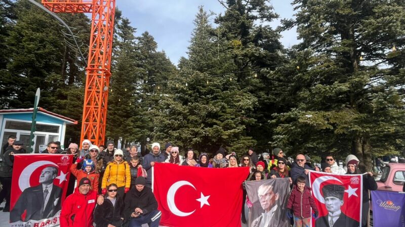 Bursa merkezli faaliyet gösteren ETKİNLİK EXPRESİ Topluluğu, sömestir tatilinin son