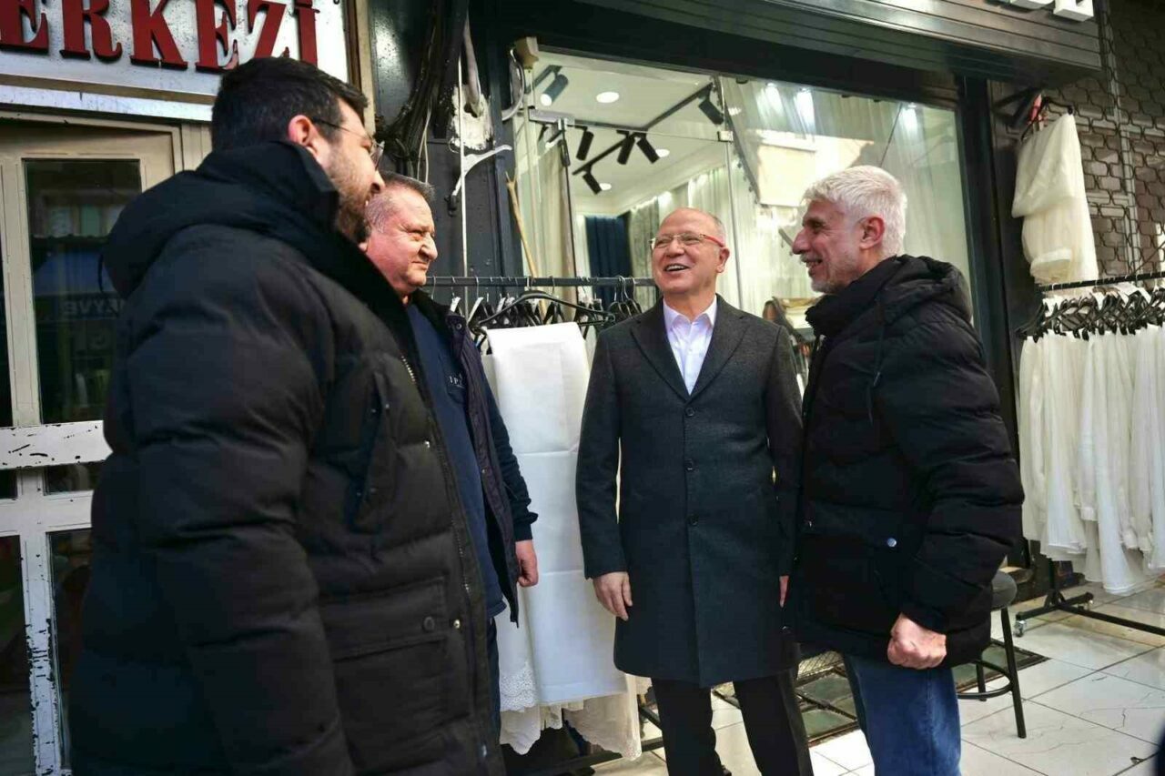 AK Parti Bursa İl Başkanı Gürkan’dan esnaf ziyareti