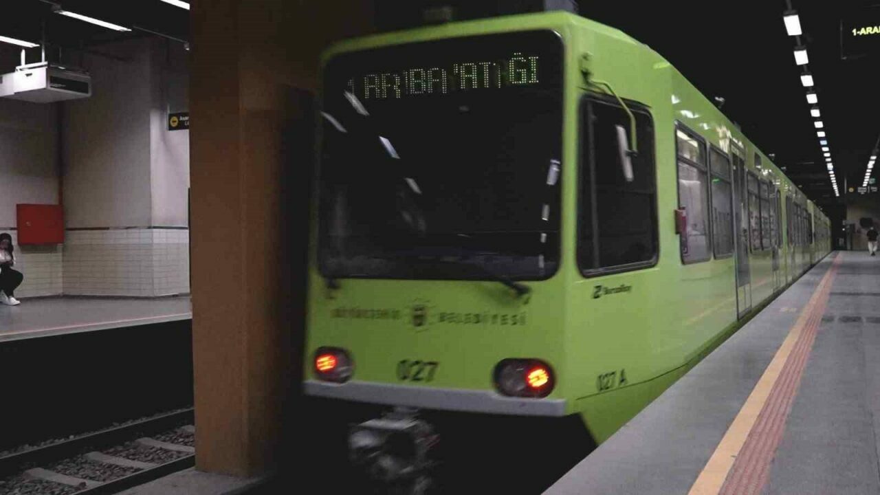 Bursa Osmangazi metro istasyonunda bakım çalışması