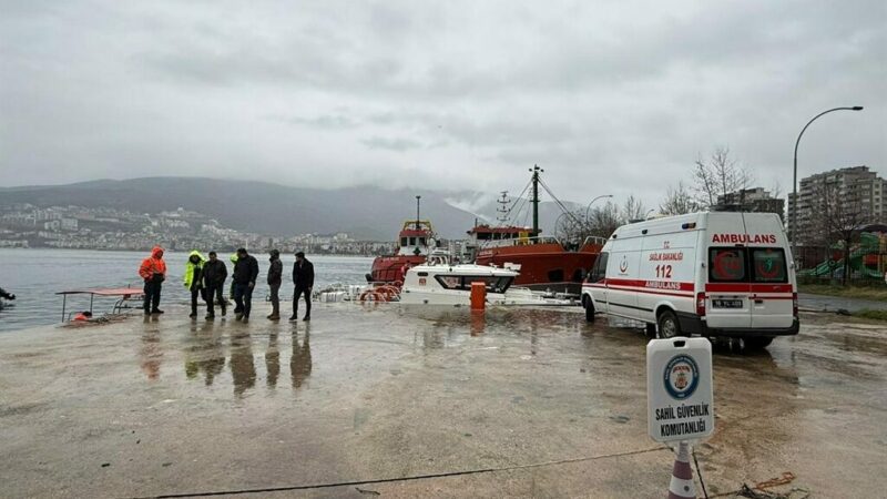 Bursa’da denizde bulunan cesedin kimliği belirlendi Bursa’nın Gemlik ilçesinde denizde bulunan erkek cesedin Demirel Kaymaz’a (57)