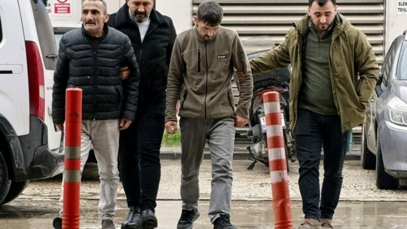 Bursa’nın İnegöl ilçesinde, alkol alan bir grup arasında çıkan tartışmada,