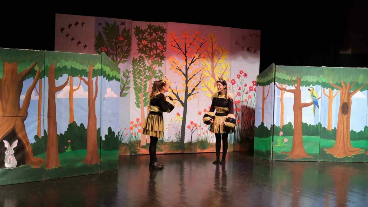 Bursa’da miniklere ücretsiz tiyatro