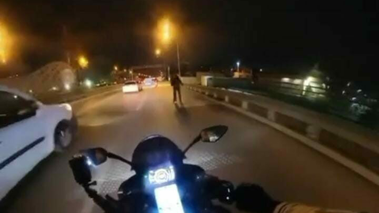 Bursa’da motosikletliyi korkutan anlar! Bir anda önüne çıktı