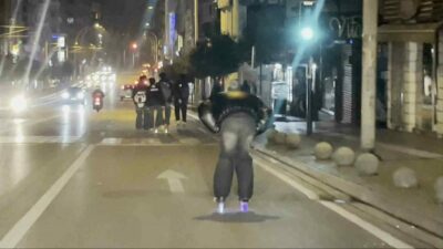 Bursa’da patenli gençler yürekleri ağza getirdi