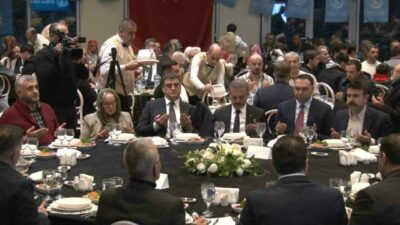Bursa’da Ülkü Ocakları’nın düzenlediği iftarda birlik ve beraberlik vurgusu
