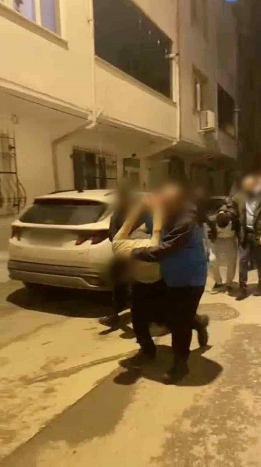 Bursa’da zehir tacirlerine darbe! Böyle yakalandılar…