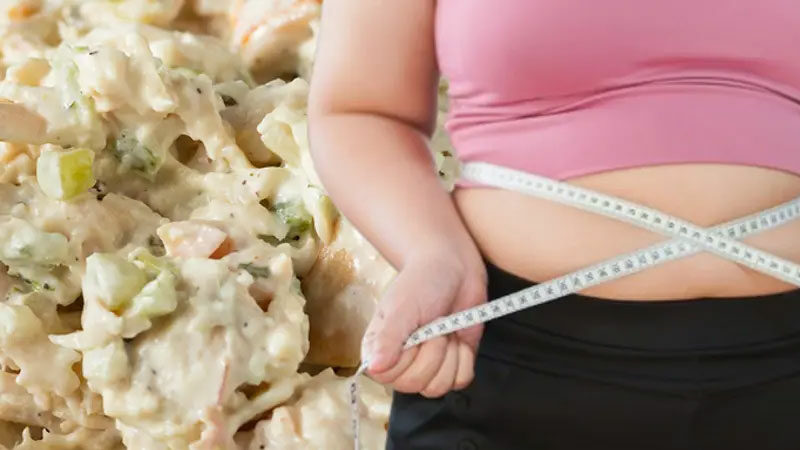 6 ayda 63 kilo verdi! Her gün yediği tek besin iğne ipliğe çevirdi