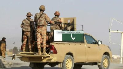 Pakistan resmen ilan etti; Afganistan ile açık savaşa girdik