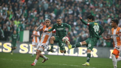 Bursaspor’un 3. golü yeni transferden!