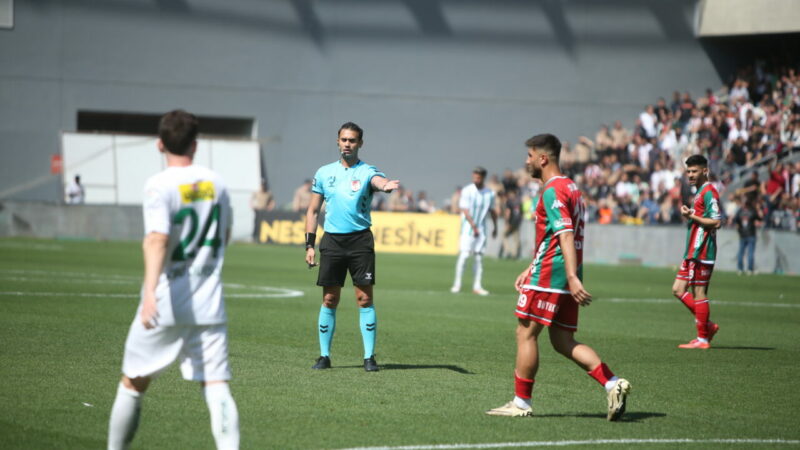 Bursaspor’un cumartesi günü deplasmanda oynayacağı Menemen FK maçının hakemi belli