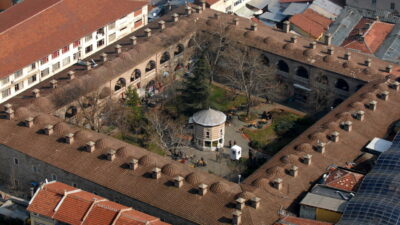 Bursa’nın tarihi hanları ‘çürümeye mi’ başladı?