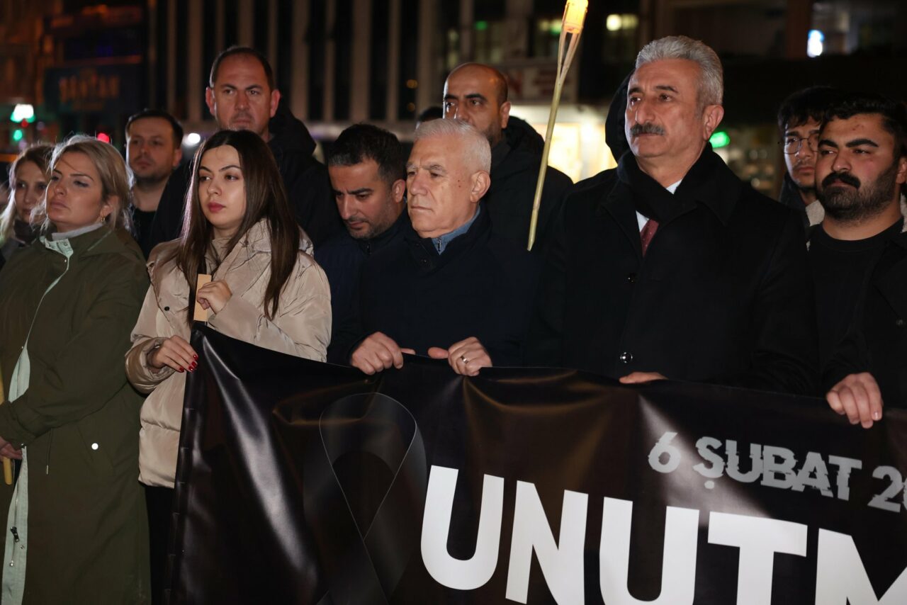 CHP Bursa’dan 6 Şubat anması