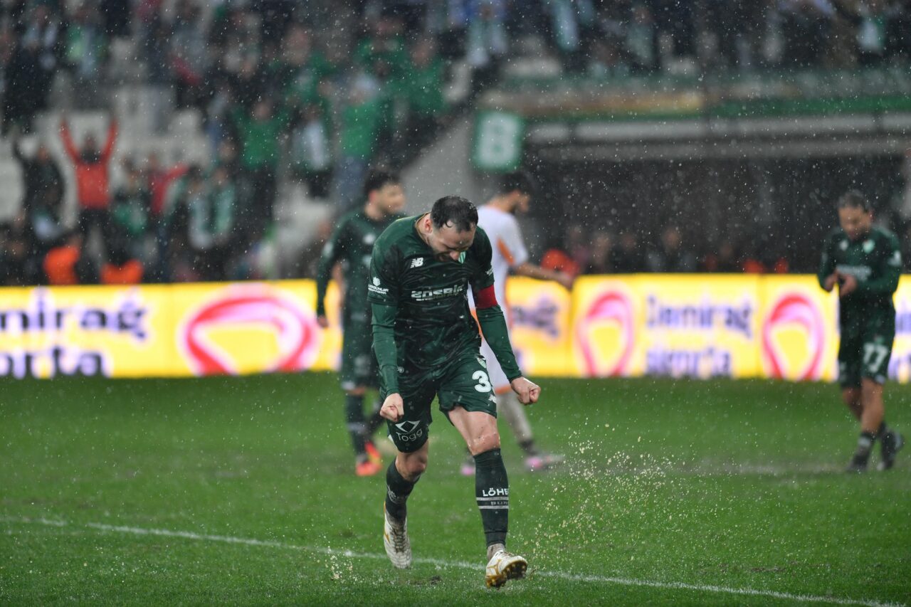 Bursaspor’un stadına harcanan milyonlar boşa mı gitti?