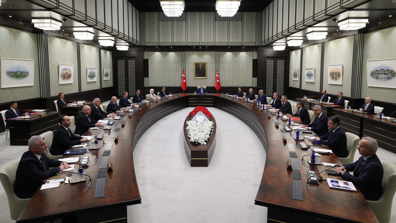 Kabine yoğun gündemle toplandı