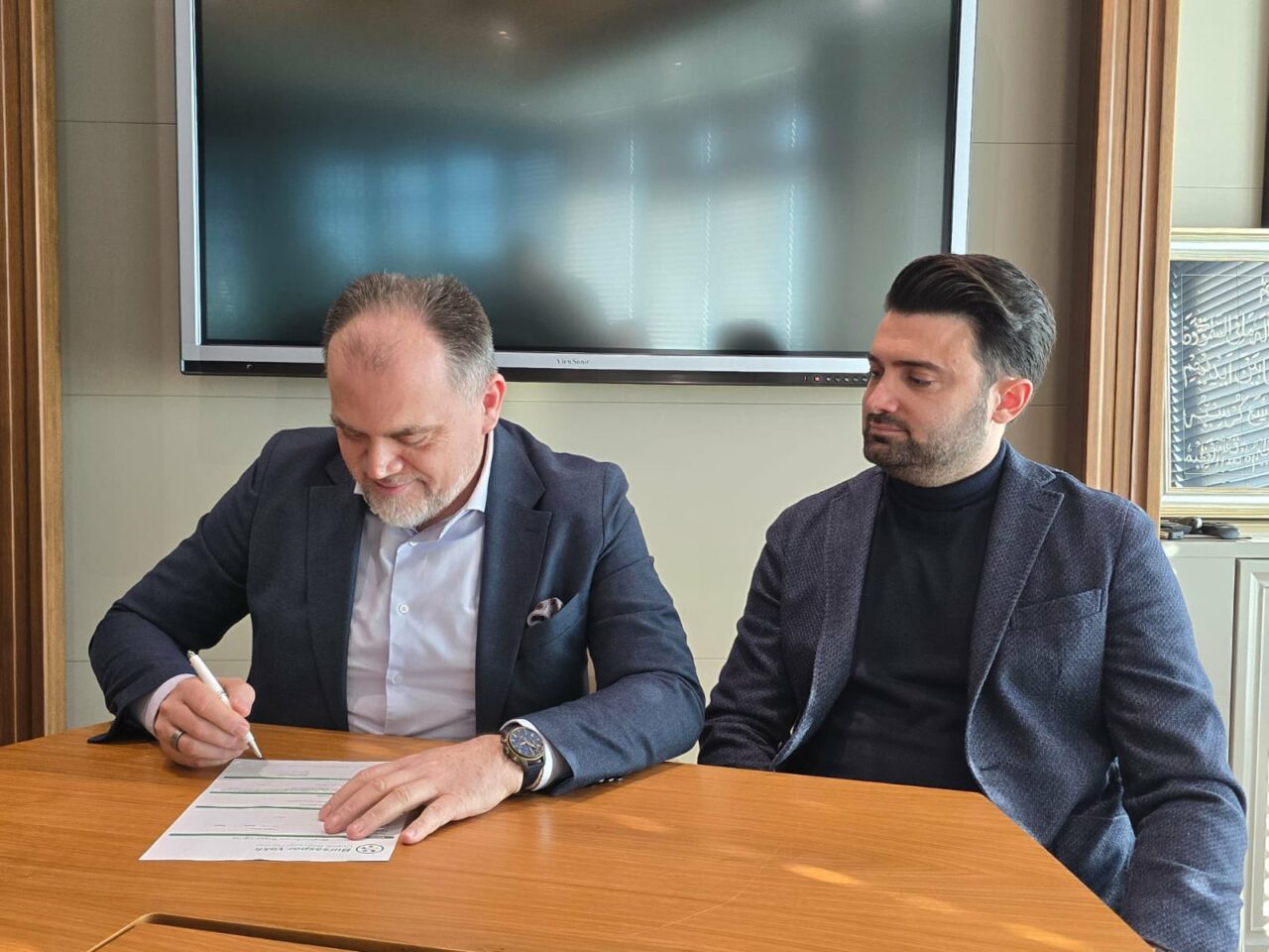 Bursaspor duyurdu: ”Camiamıza hayırlı olsun” Bursaspor duyurdu: ”Camiamıza hayırlı olsun”