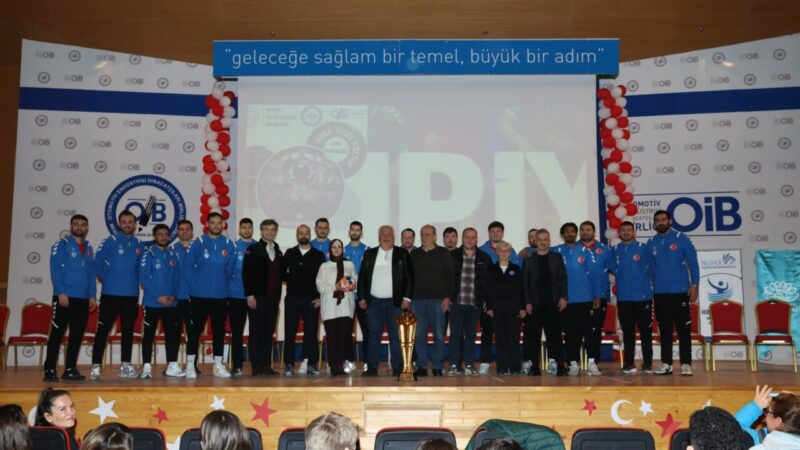 Nilüferli hentbolcular gençlerle buluştu Nilüfer Belediyespor Erkek Hentbol Takımı, Otomotiv Endüstrisi İhracatçıları Birliği (OİB)