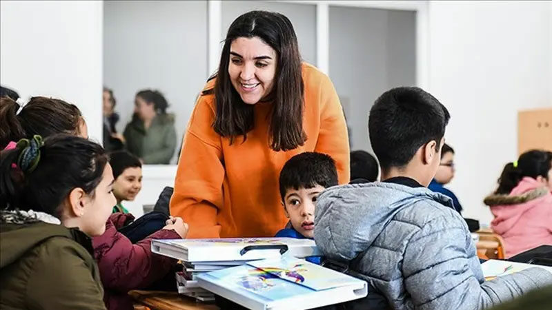 İkinci ara tatil ne zaman, bayram tatiliyle birleşecek mi? 2025-2026 eğitim öğretim yılının ikinci dönemi 2 Şubat'ta başladı ve