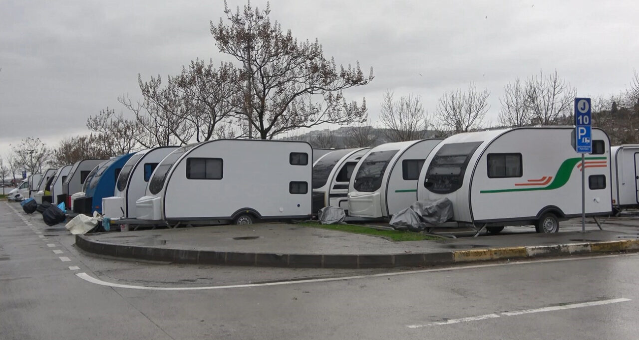 Bursa’daki halka açık otoparklarda karavan sorunu!
