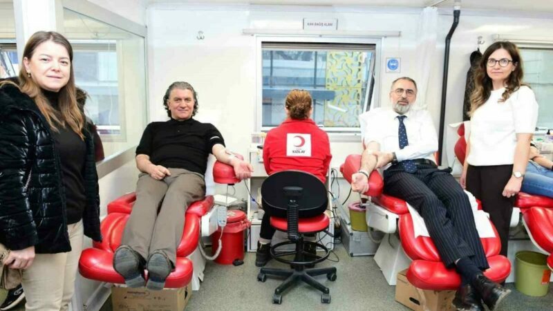 Kestel Belediye Başkanı Ferhat Erol, Ramazan ayı öncesinde kan bağışının