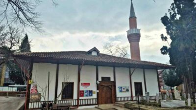 Kestel Vani Mehmet Camii’ne yakışan hizmet