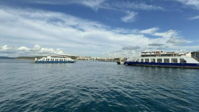 Kuzey Ege’de feribot seferlerine ‘fırtına’ engeli