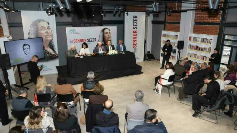 Nilüfer Belediyesi, 2013 yılından bu yana sürdürdüğü "Yılın Yazarı" projesinde