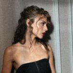 Ünlü güzelden aşk dolu paylaşım!