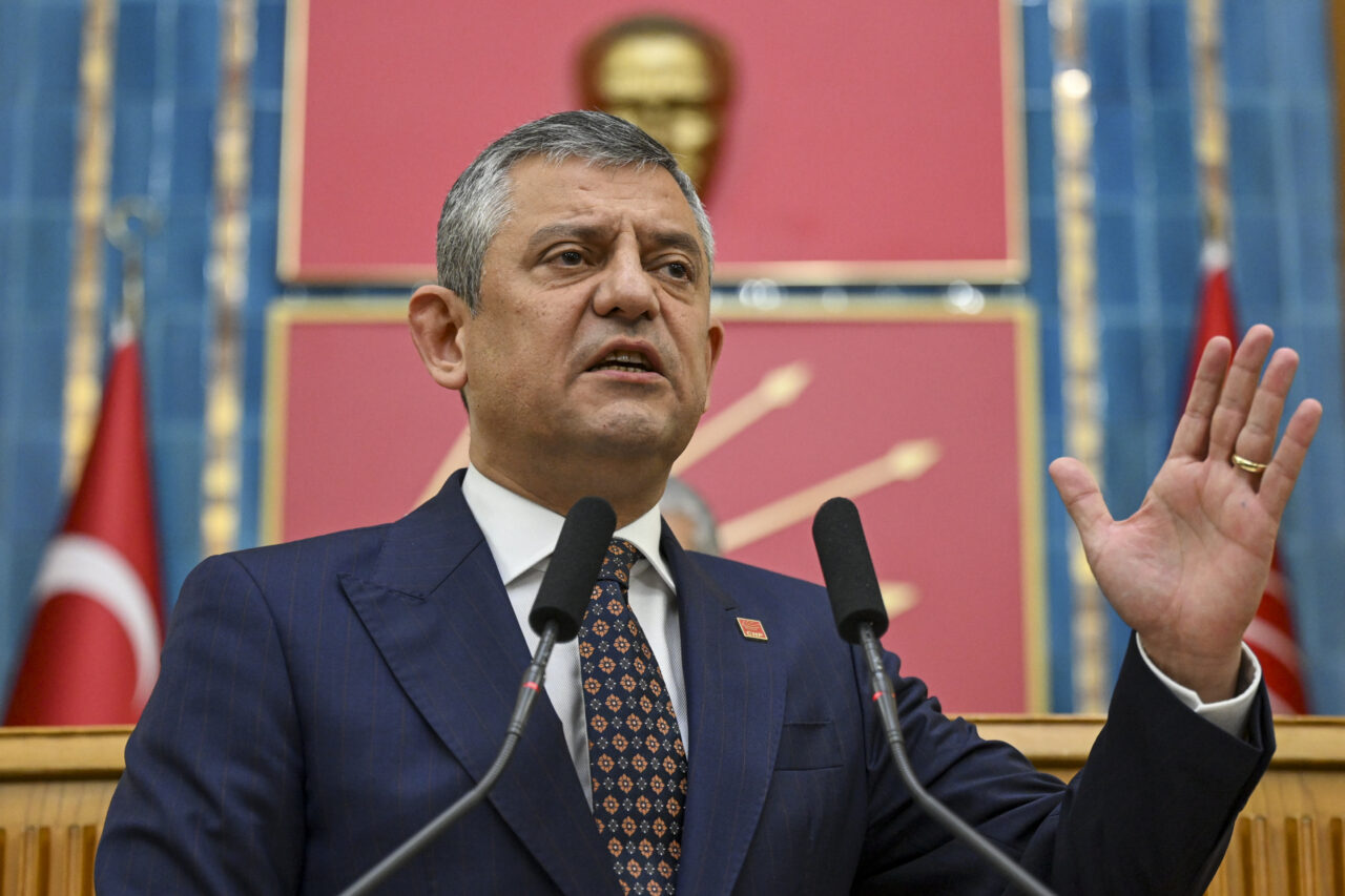 CHP Genel Başkanı Özel’den sandık mesajı; ‘Kara düzeni yıkacağız’