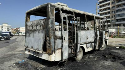 Park halindeki midibüste yangın faciası: 16 yaşındaki çocuk öldü
