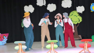 Küçük Şeyler ‘Bir Sesin Peşinde’ 14 Şubat’ta seyirciyle buluştu