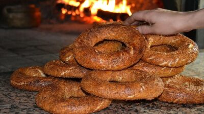 Simit ve ekmeğe zam freni
