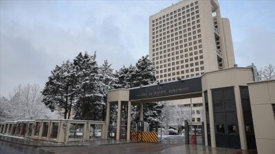 Maliye’den avukatlara vergi daveti