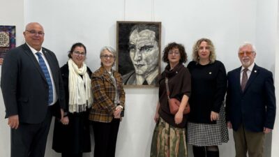 Bursa’da Çini Atölyesi öğrencilerinden ‘Modern Çini’ye Yolculuk’