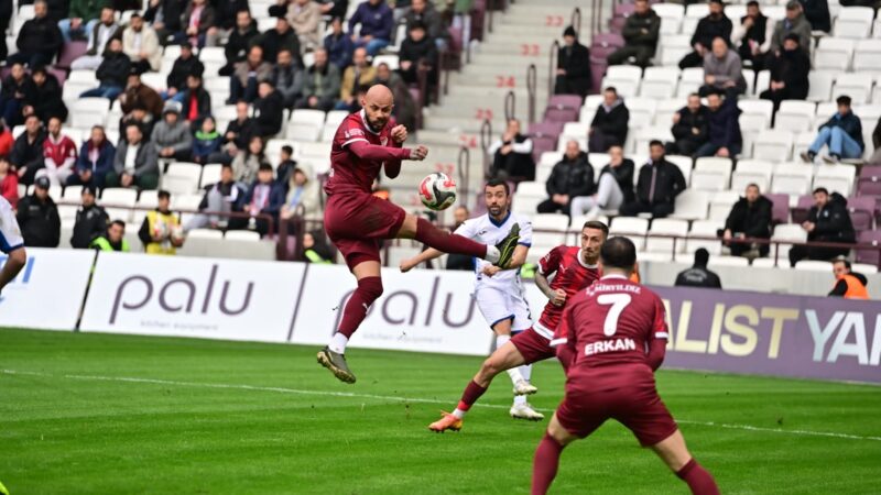 Karacabey Belediyespor, Bursaspor'un eski hocası Adem Çağlayan'ın çalıştırdığı Elazığspor’u deplasmanda