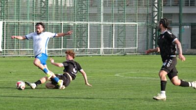 3.Lig’deki Bursa ekibi rakibini uzaktan vurdu!