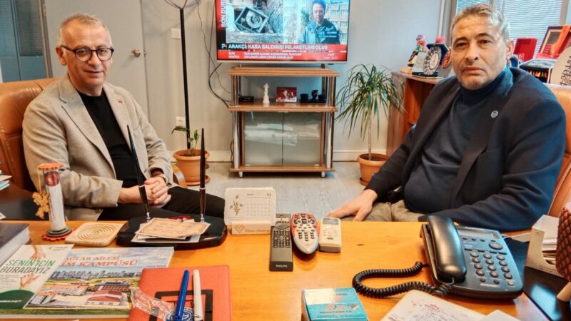 Bursa’nın en hızlı büyüyen sendikasından çağrı Olay Gazetesi Yazarı Ahmet Emin Yılmaz, Hürriyetçi Eğitim Sen Bursa