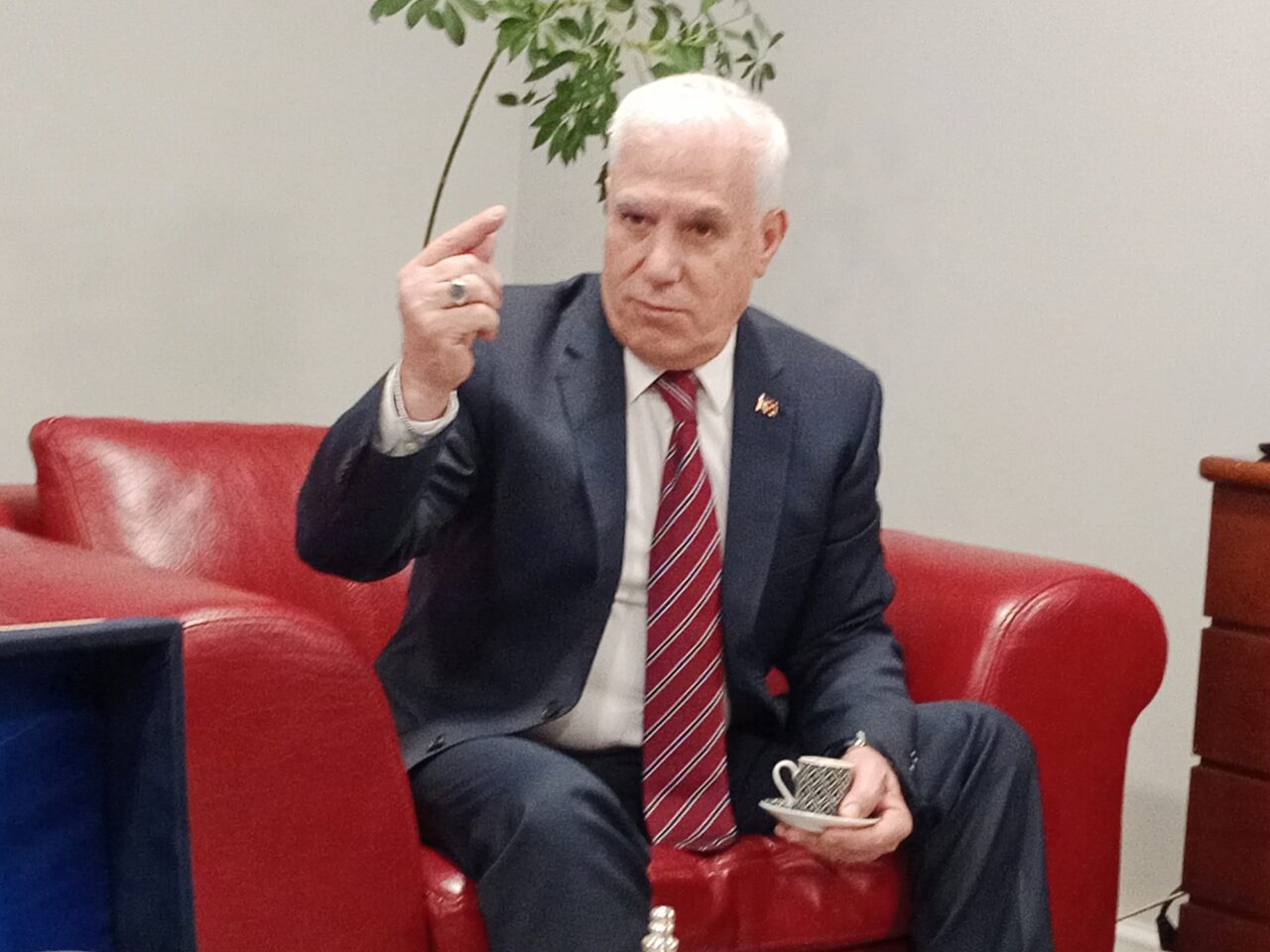 1 yazi icin mustafa bozbey gozaltina alinma tarihi dikkat cekici