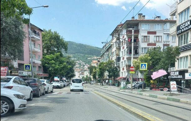Bursa’da çarşamba trafiğini rahatlatacak adım! Bazı sokaklara yeni isimler…