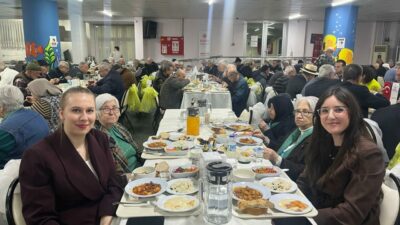 Bursa’da Hayat Hastanesi’nden huzurevinde anlamlı iftar