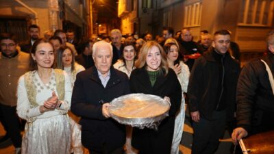 Bursa’da sahurda asırlık gelenek! Başkan Bozbey de katıldı…